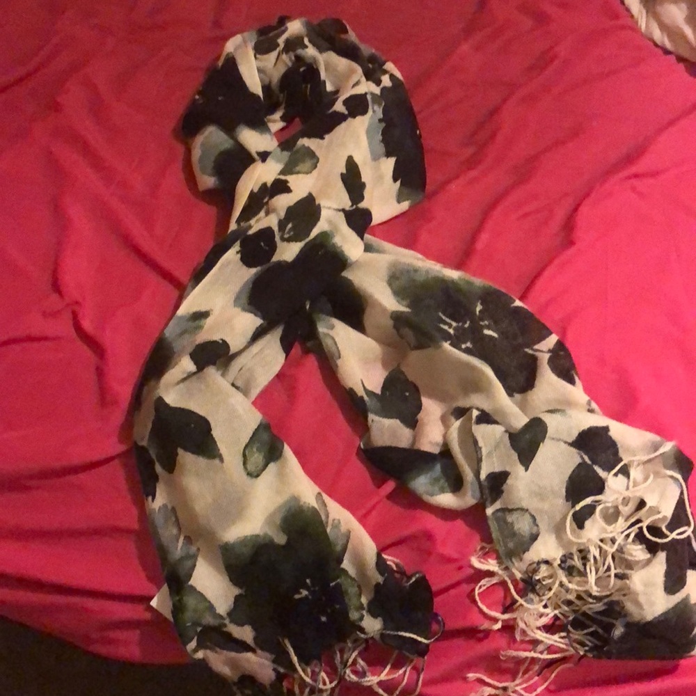 NWT H&M Floral scarf/tunic